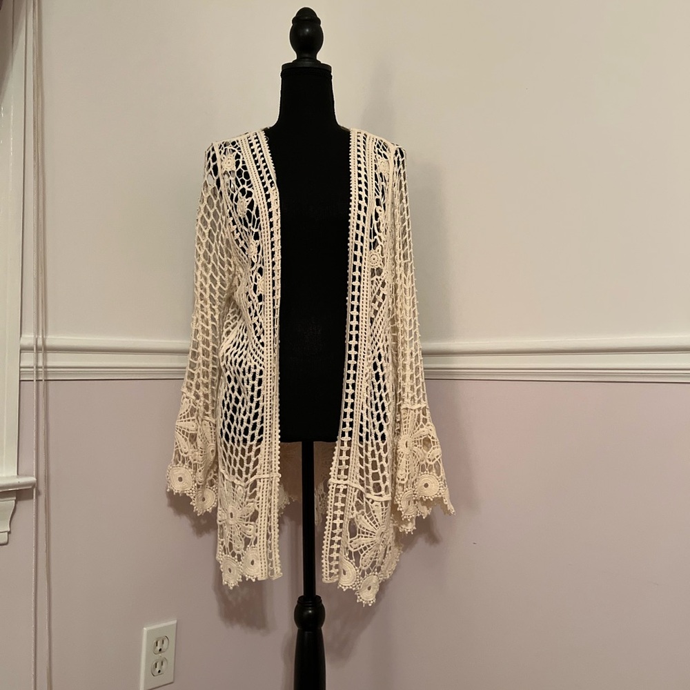 Rebellion Crocheted Cardigan – Ivory